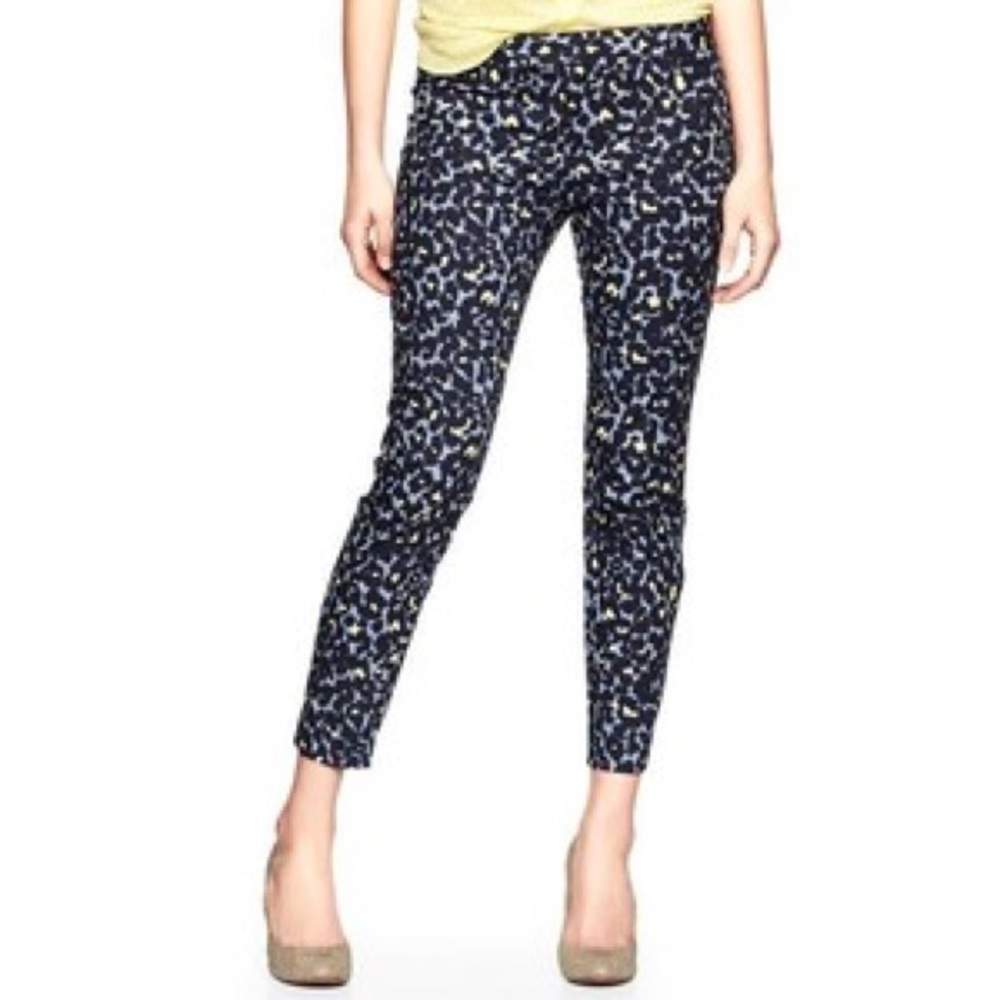 GAP Animal Print Slim Cropped Pants